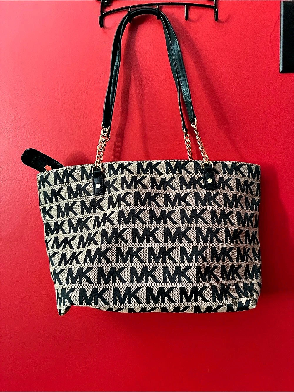 Michael Kors Jet Set Chain Tote in Brown & Black